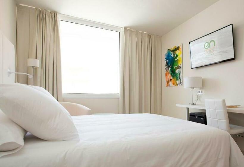 スタンダードシングルルーム, On Hotels Oceanfront - Adults Designed