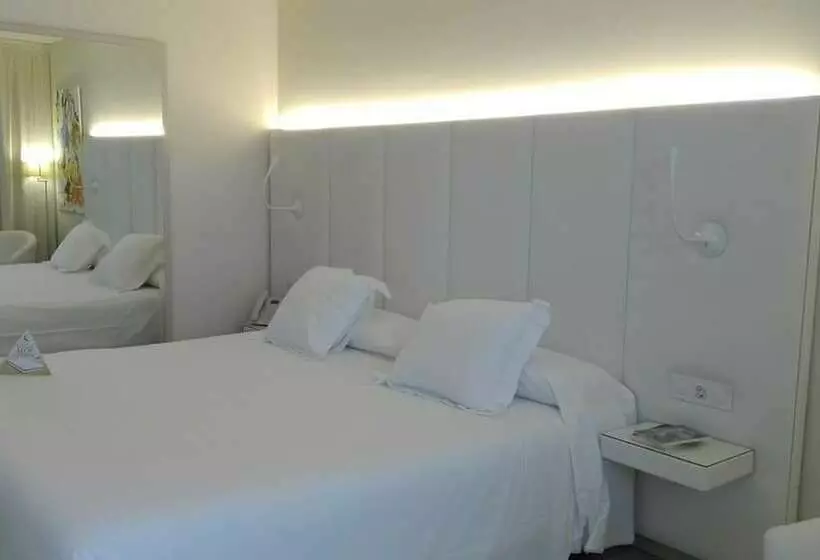 スタンダードシングルルーム, On Hotels Oceanfront - Adults Designed