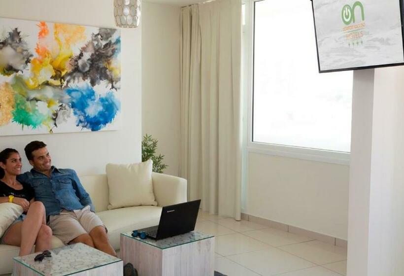 سوییت جونیور, On Hotels Oceanfront - Adults Designed