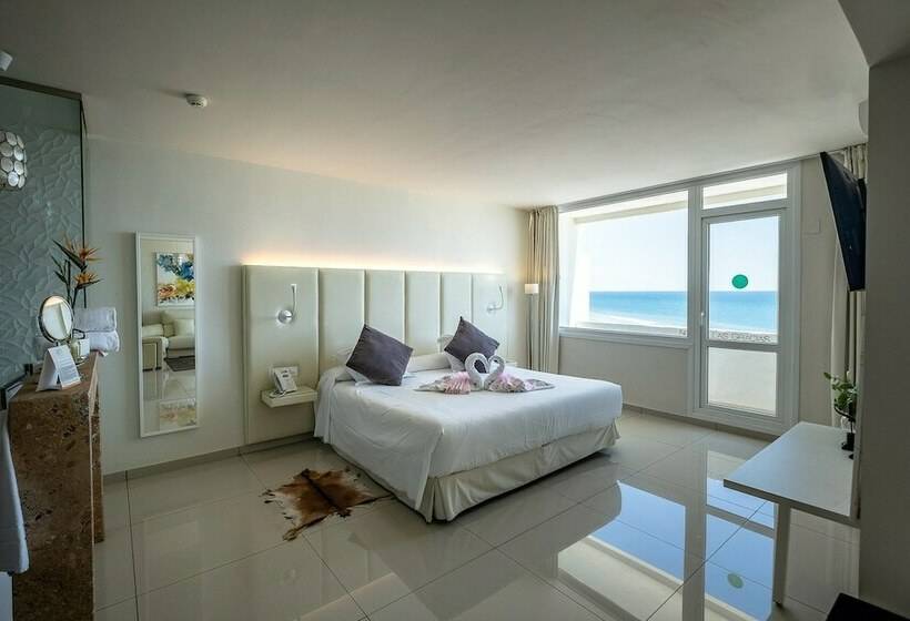 オーシャンビューデラックスルーム, On Hotels Oceanfront - Adults Designed