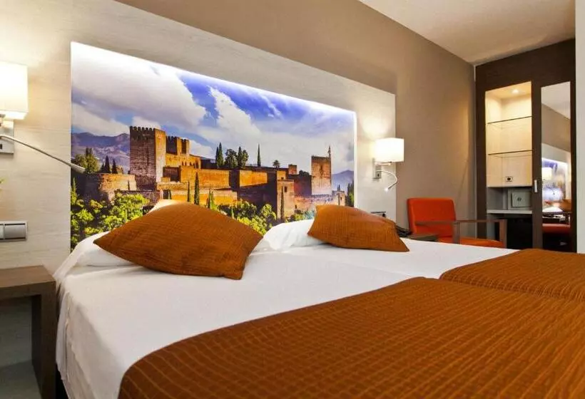 Chambre Triple Standard, Porcel Sabica