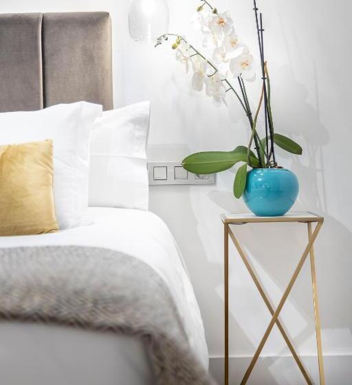 Chambre Quadruple Standard, Presidente