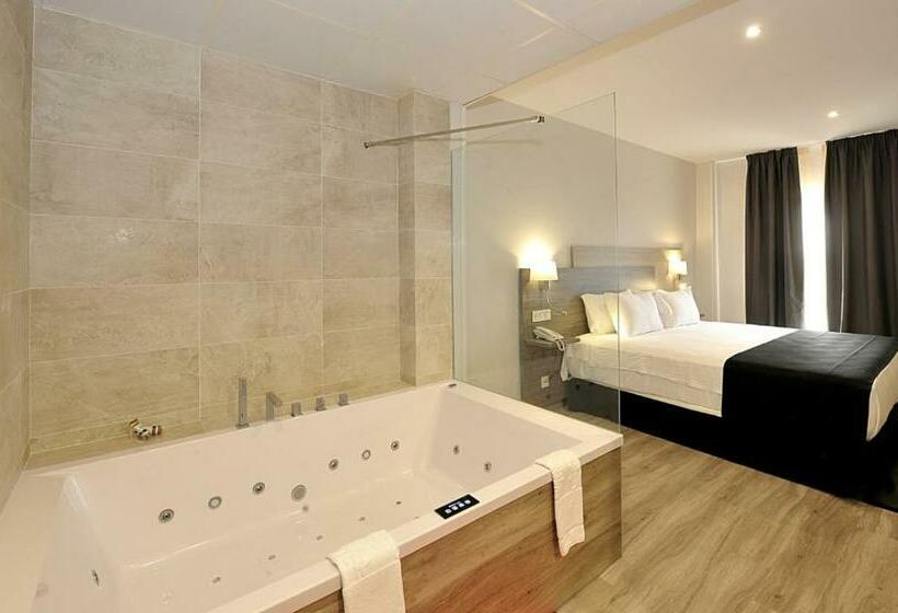 סוויטה, Salobreña Suites