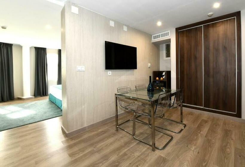 스위트, Salobreña Suites