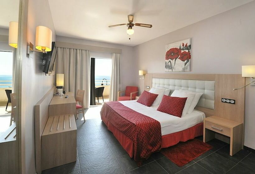 סוויטה, Salobreña Suites