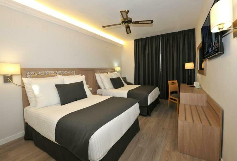 带阳台的高级房间, Salobreña Suites