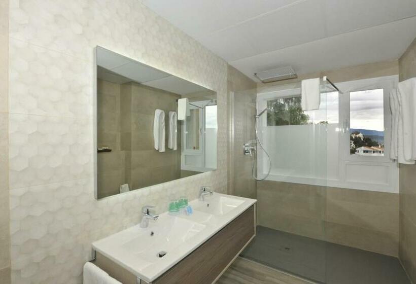 Номер Superior с Балконом, Salobreña Suites