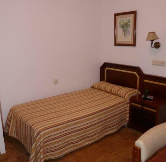 חדר סטנדרט יחיד, Santa María