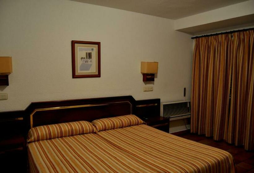 חדר סטנדרט, Santa María