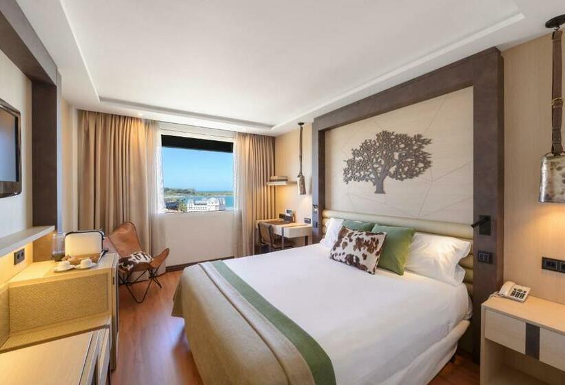 غرفة ديلوكس مطلّة علي البحر, Santemar