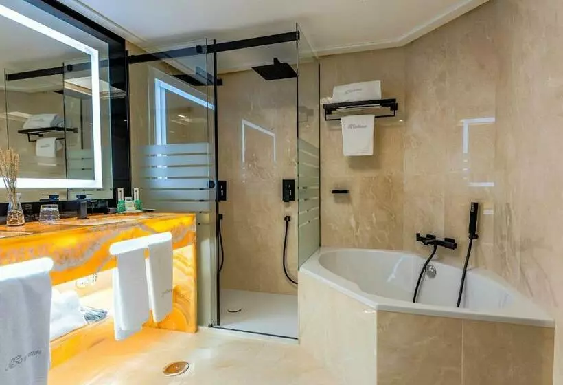 Suite, Santemar