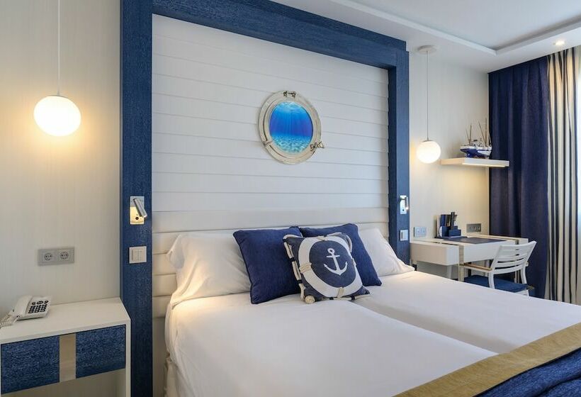 غرفة ديلوكس رباعية, Santemar