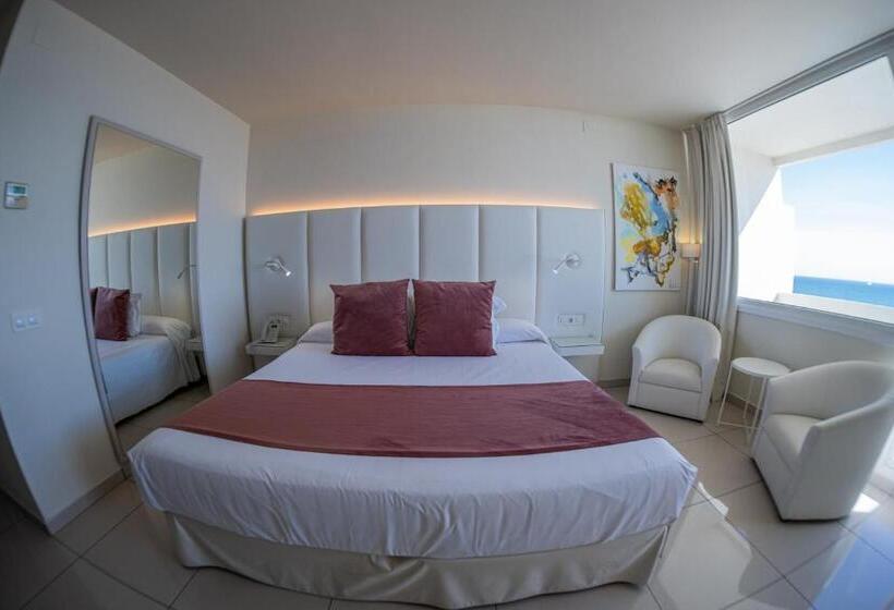 オーシャンビュースタンダードルーム, On Hotels Oceanfront - Adults Designed