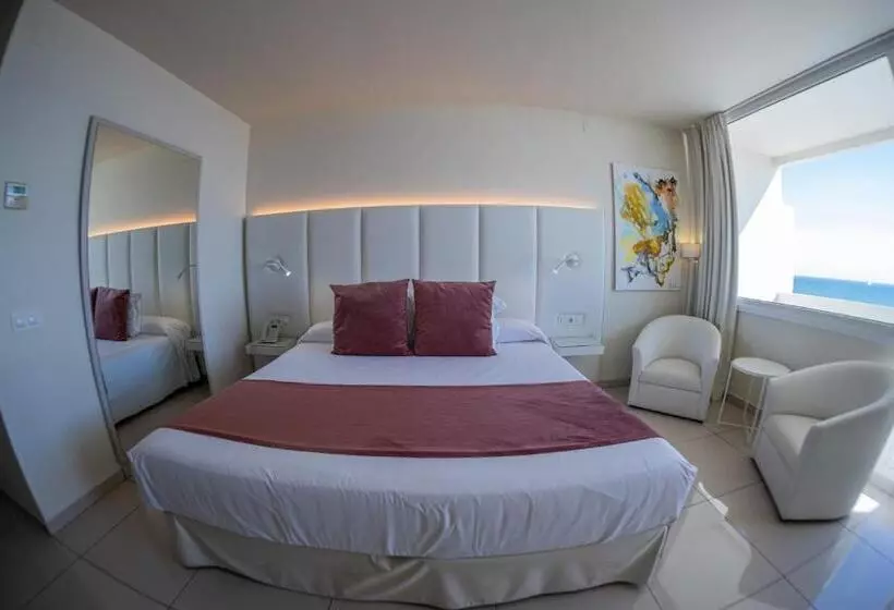 オーシャンビュースタンダードルーム, On Hotels Oceanfront - Adults Designed