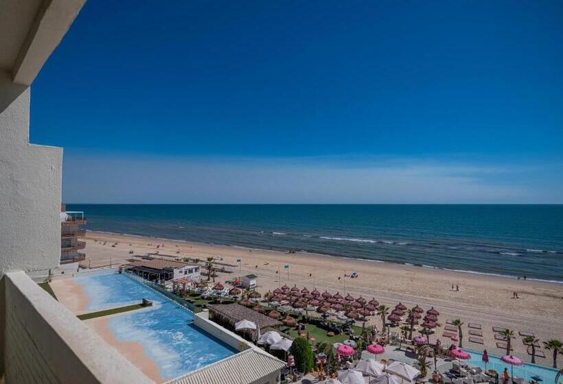 オーシャンビュースーペリアールーム, On Hotels Oceanfront - Adults Designed