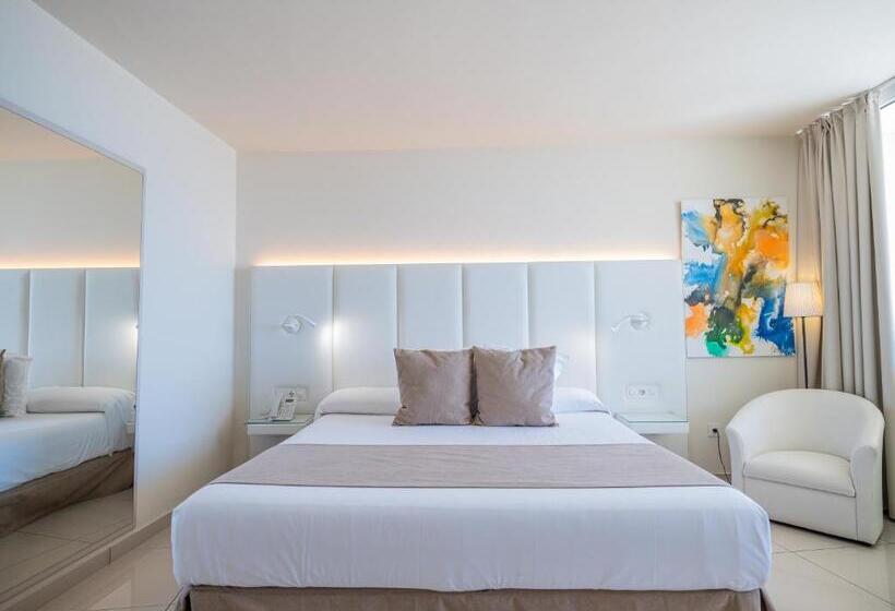 オーシャンビュースーペリアールーム, On Hotels Oceanfront - Adults Designed
