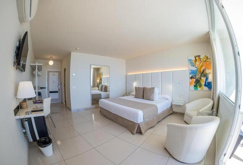 オーシャンビュースーペリアールーム, On Hotels Oceanfront - Adults Designed