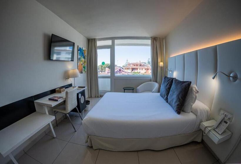 スタンダードシングルルーム, On Hotels Oceanfront - Adults Designed