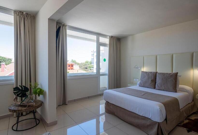 ジュニアスイート, On Hotels Oceanfront - Adults Designed