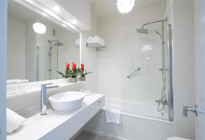 オーシャンビュージュニアスイート, On Hotels Oceanfront - Adults Designed