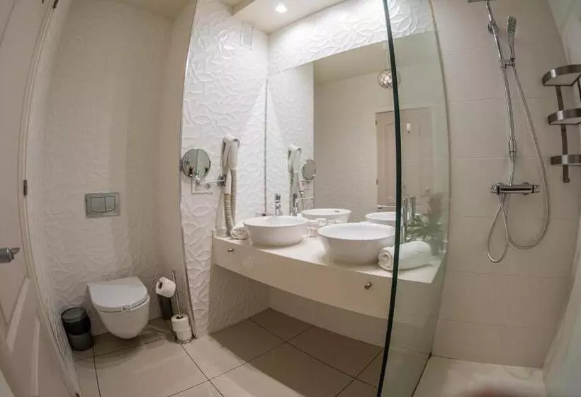 デラックスルーム, On Hotels Oceanfront - Adults Designed