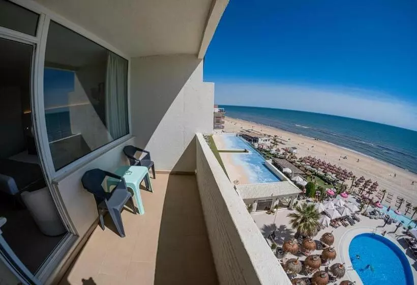 キングサイズベッドのスーペリアルーム, On Hotels Oceanfront - Adults Designed