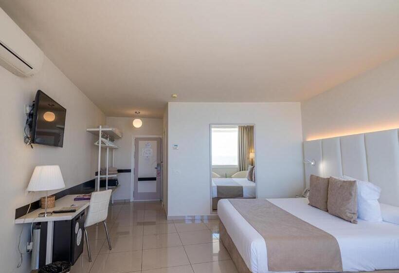 キングサイズベッドのスーペリアルーム, On Hotels Oceanfront - Adults Designed