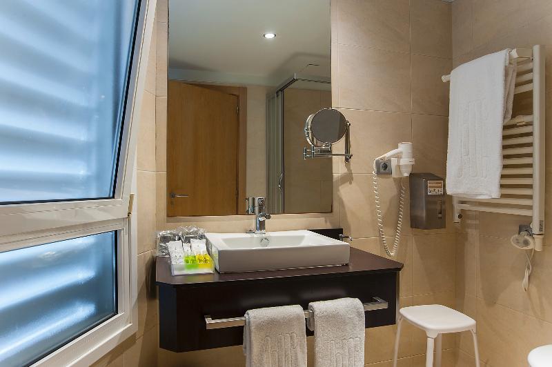 חדר סטנדרט יחיד, Sercotel Codina