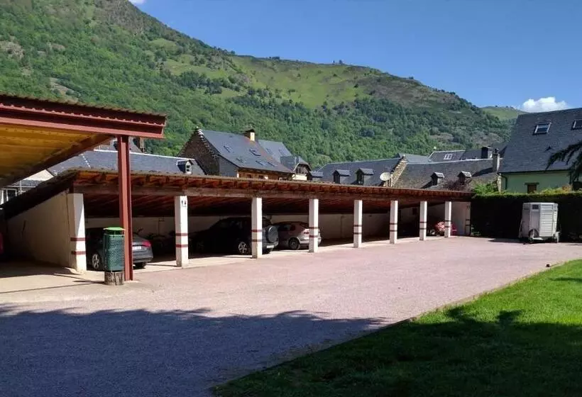Camera Standard, Hostal Talabart