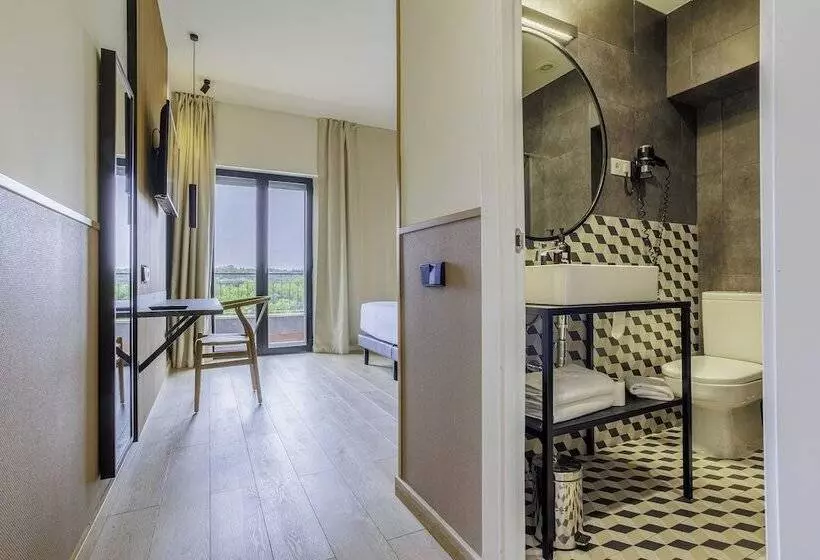 Habitación Comfort, Acta Madfor