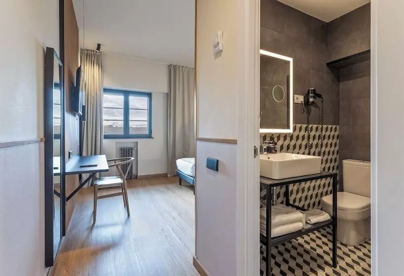 Standard Room, Acta Madfor