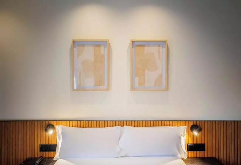 Standard Room, Acta Madfor