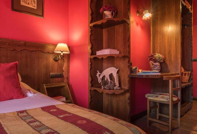 اتاق اکونومی, Aran La Abuela