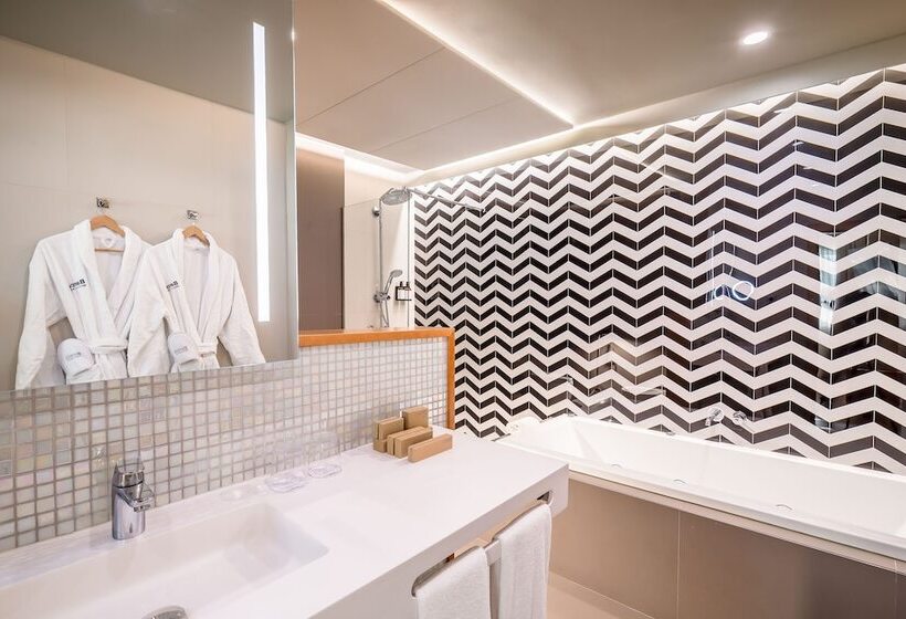 سوییت جونیور, Barceló Murcia Siete Coronas