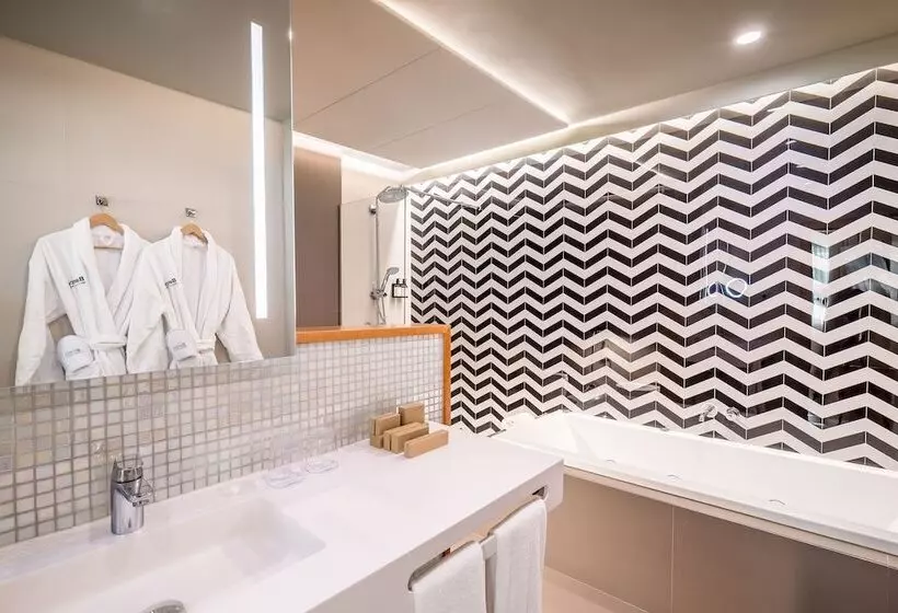 سوییت جونیور, Barceló Murcia Siete Coronas