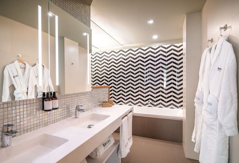 جناح جونيور, Barceló Murcia Siete Coronas