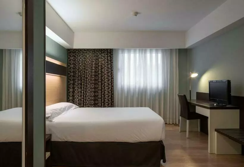 Chambre Standard Individuelle, Ciudad De Logrono