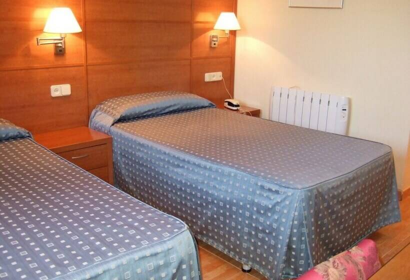 اتاق استاندارد سه نفره, Entresierras