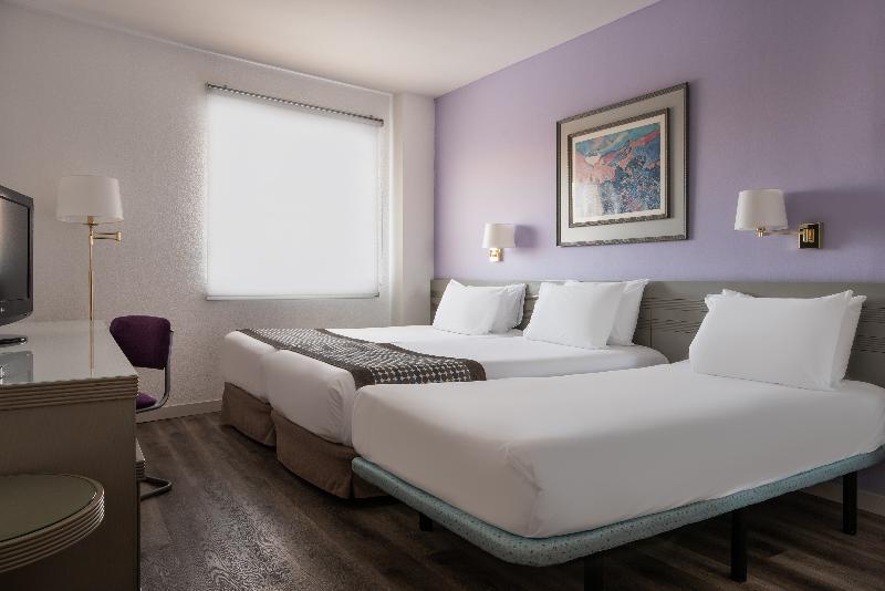 Habitación Triple Estándar, Exe Salamanca