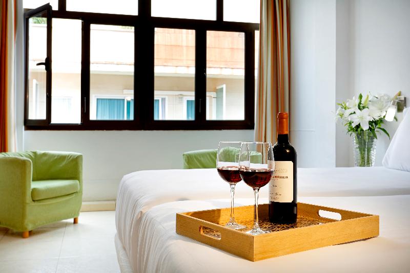 غرفة قياسية, Crisol Faycán