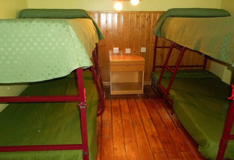 Economy Quadruple Room, Hipic