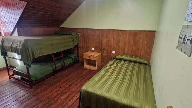 Economy Triple Room, Hipic
