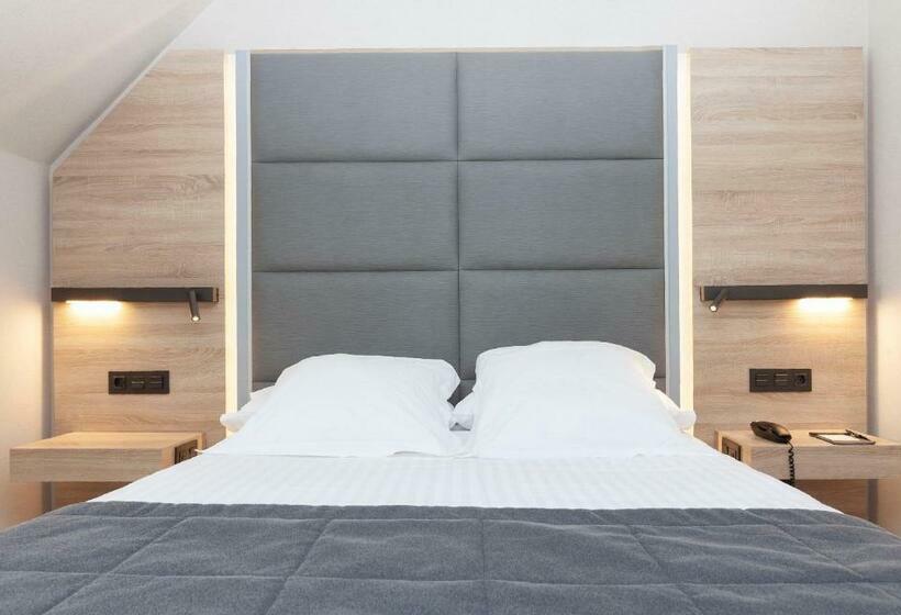 اتاق استاندارد, Liabeny