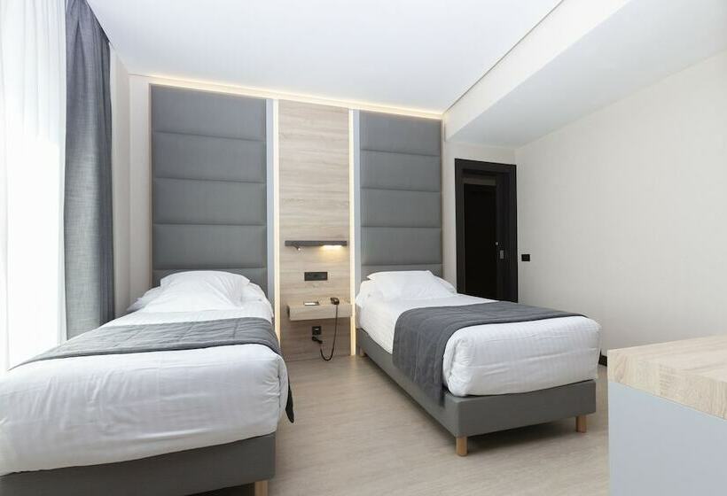 اتاق استاندارد, Liabeny