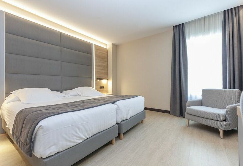 اتاق استاندارد, Liabeny