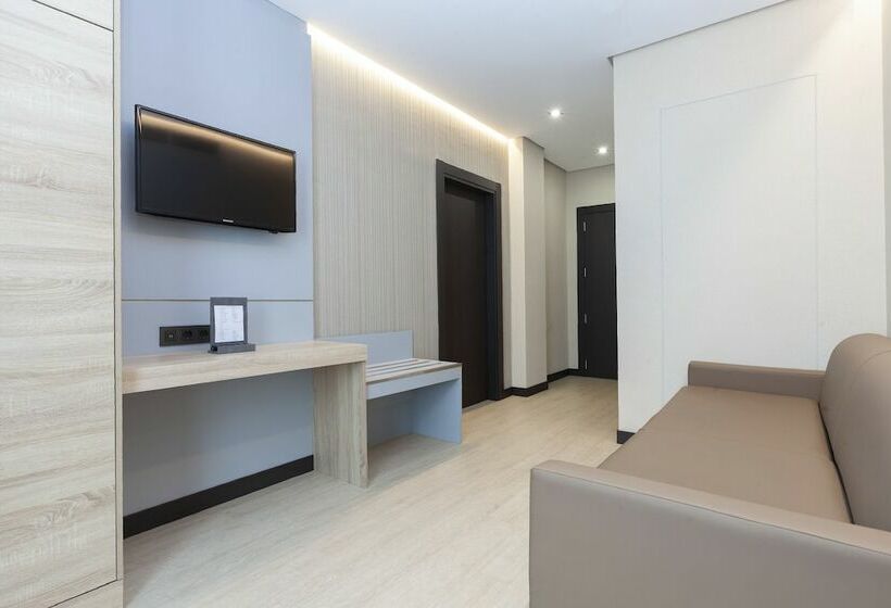 اتاق استاندارد, Liabeny