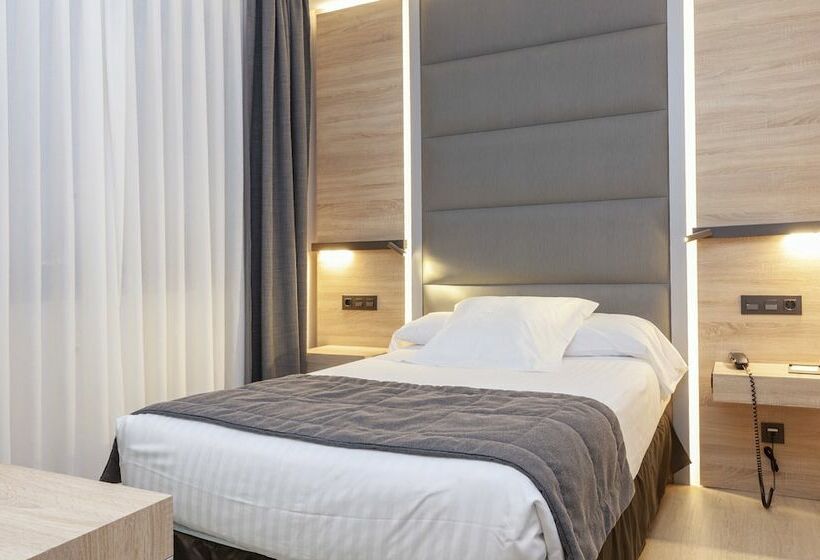 اتاق استاندارد, Liabeny