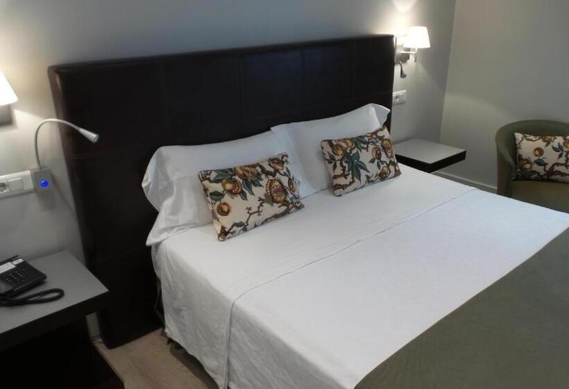 اتاق استاندارد یک نفره, Moderno Puerta Del Sol