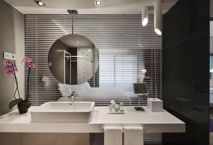 اتاق سوپریور, NH Collection Madrid Eurobuilding
