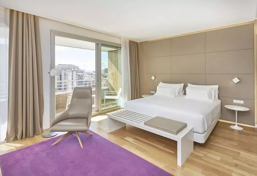 Premium room with view, NH Collection Madrid Eurobuilding